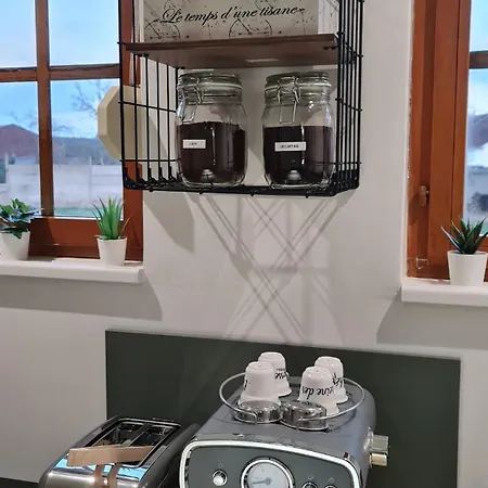 Proche Valenciennes - 24 M2 Dans Dependances Chateau * Famars